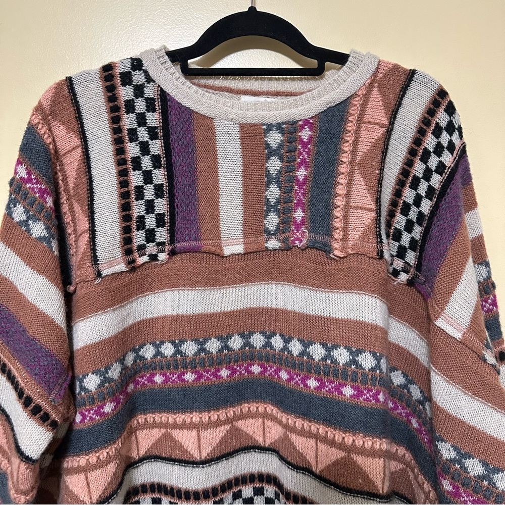 Easel Oversized Multi-colored Geometric Tribal Re… - image 3